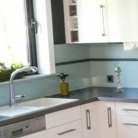 "FICHE DECO/CONSEIL : la crédence en verre"
